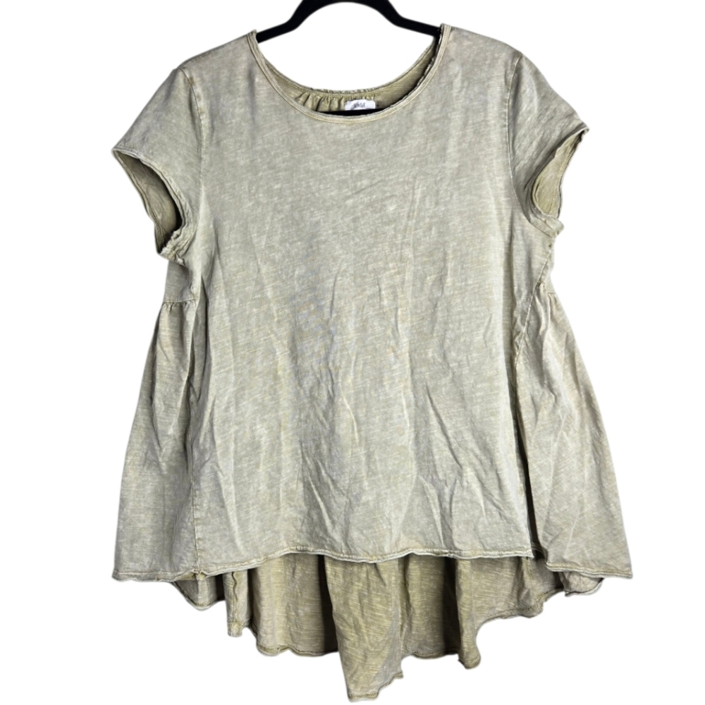 Short Sleeve High Low Flowy Shirt by Talulah